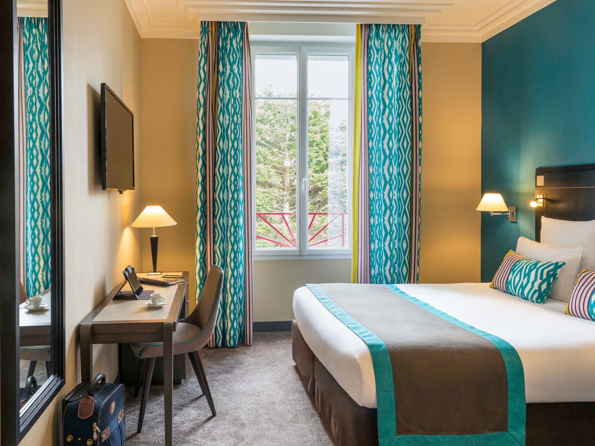 Chambre vue jardin