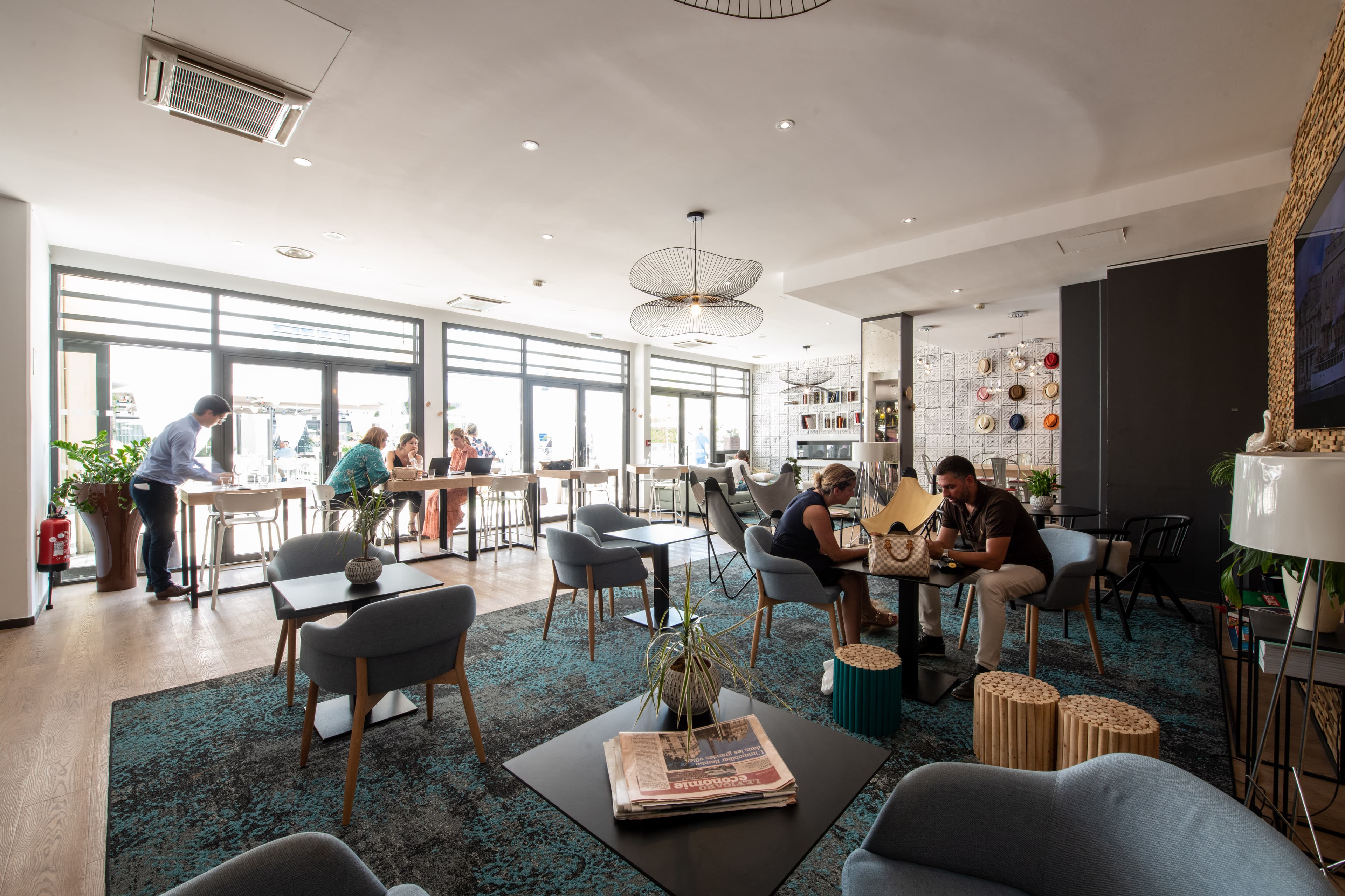 Bar lounge de l'hôtel