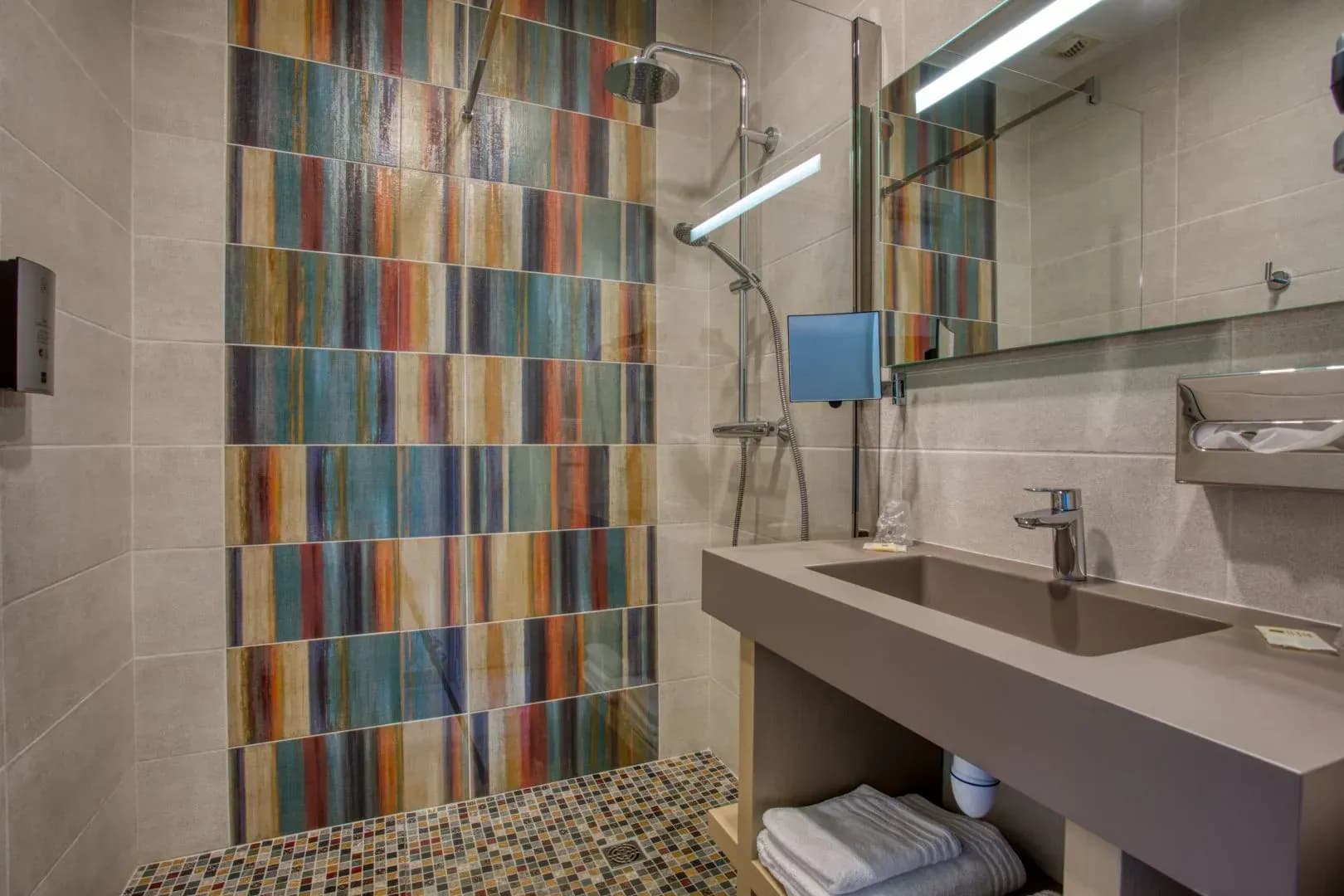 Salle de bain chambre standard